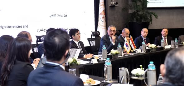 انطلاق الاجتماع الاول للجنة المصرية الكورية لبحث تحديات الاستثمار وتعزيز التعاون الاقتصادي