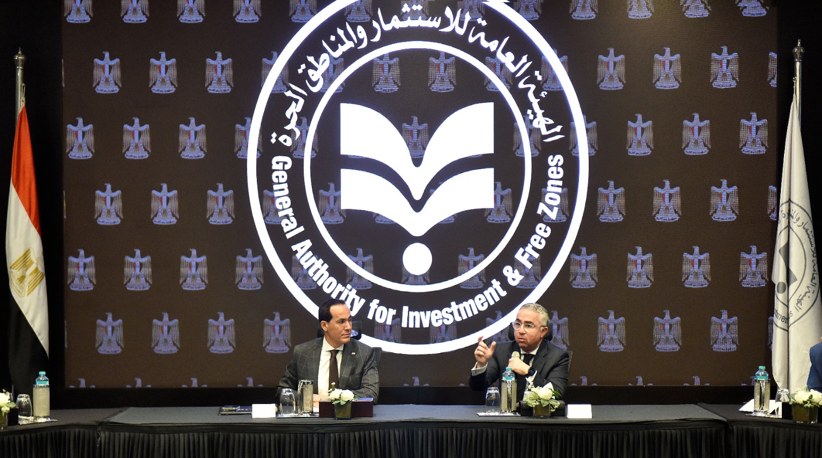 الهيئة العامة للاستثمار والمناطق الحرة وجهاز تنمية التجارة الداخلية يبحثان حلولًا جذرية لتحديات بيئة الاستثمار
