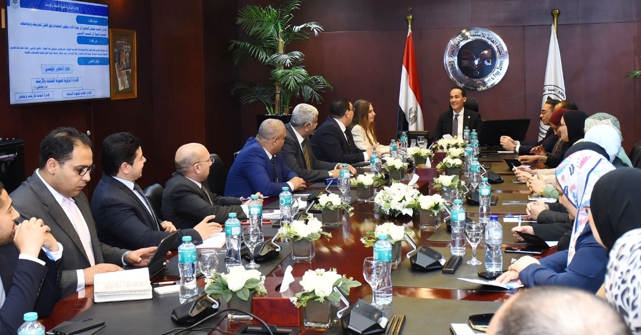 الدكتور محمد عوض يبحث خطط تطوير منظومة الجودة بالهيئة العامة للاستثمار والمناطق الحرة ورفع كفاءة الخدمات المقدمة للمستثمرين