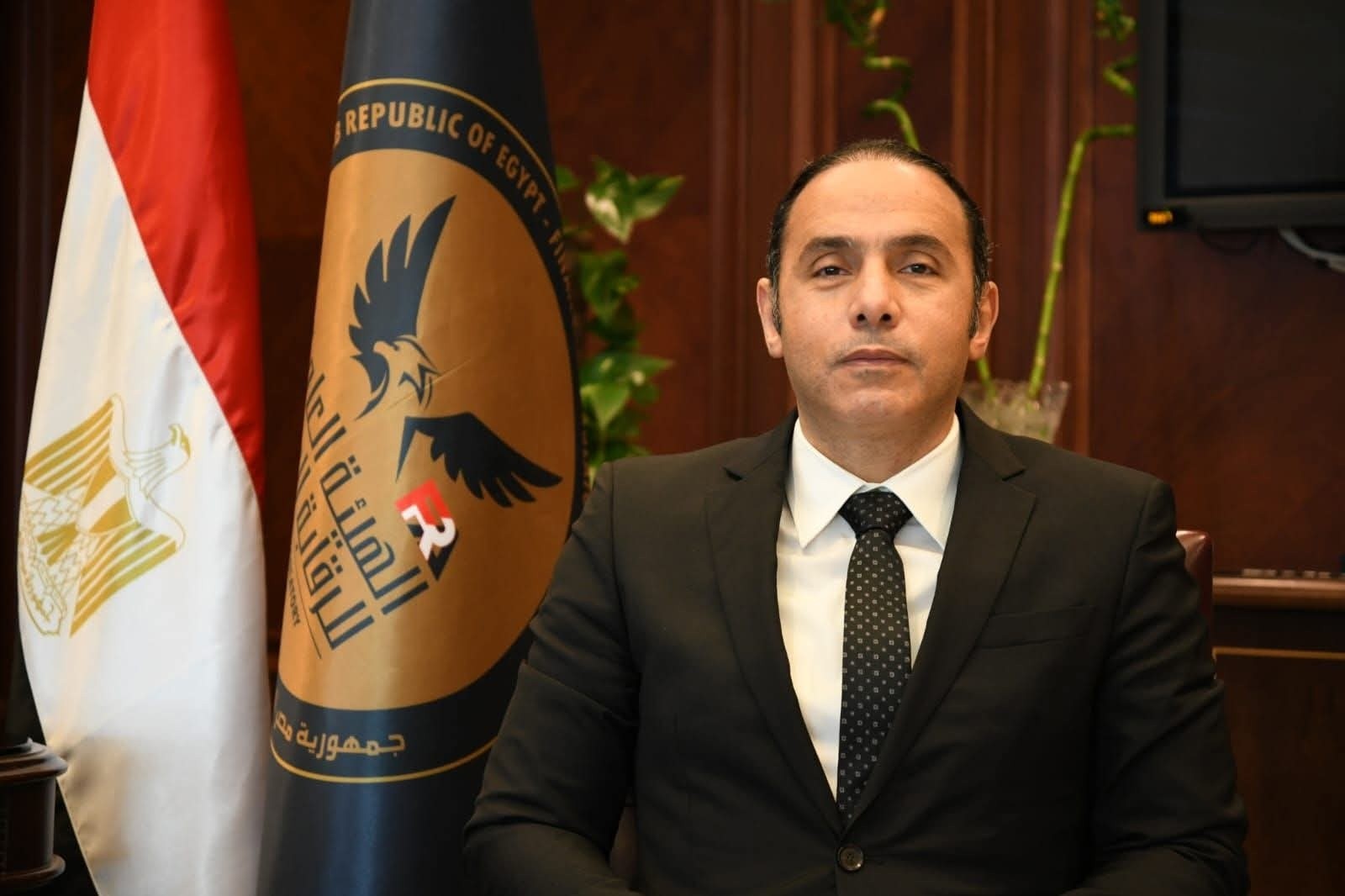 أصدر الدكتور مصطفى مدبولي، رئيس مجلس الوزراء، قرار بضم الدكتور إسلام عزام، رئيس الهيئة العامة للرقابة المالية، إلى عضوية مجلس إدارة الهيئة العامة للاستثمار والمناطق الحرة، كعضو من ذوي الخبرة