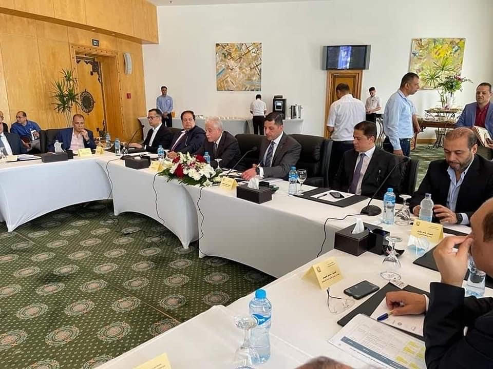 Governor of South Sinai and GAFI CEO Discuss with Investors in the Governorate Ways of Addressing Challenges and Encouraging Investments