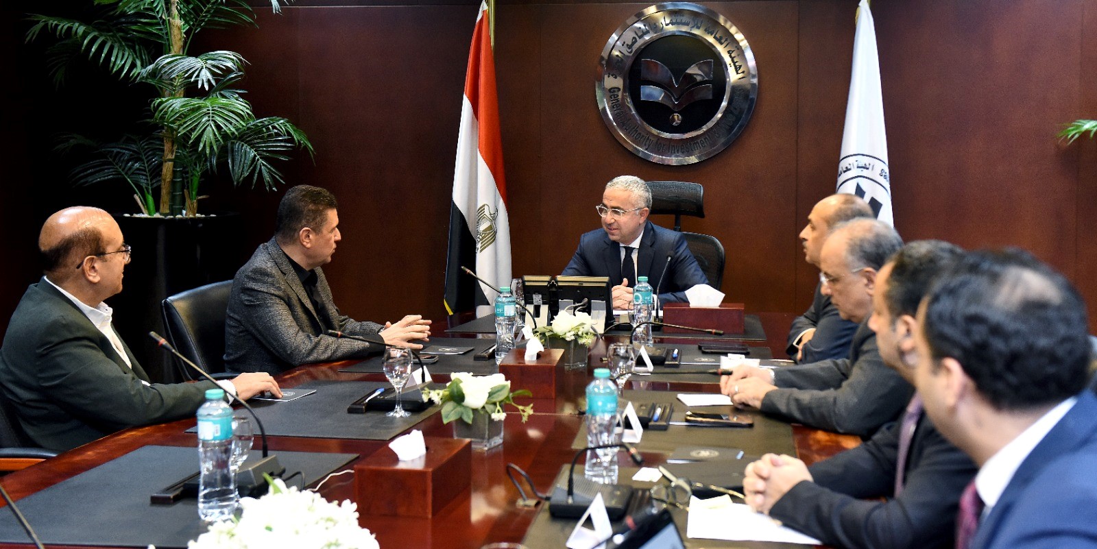 اتساقاً مع توجيهات وزارة الاستثمار لتهيئة بيئة أعمال جاذبة ومحفزة للاستثمار المحلي والأجنبي