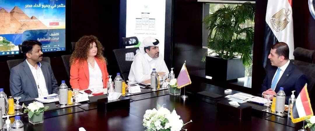 رئيس هيئة الاستثمار يستقبل المدير التنفيذي لـ "غرفة تجارة وصناعة قطر" ووفدا من كبري الشركات القطرية