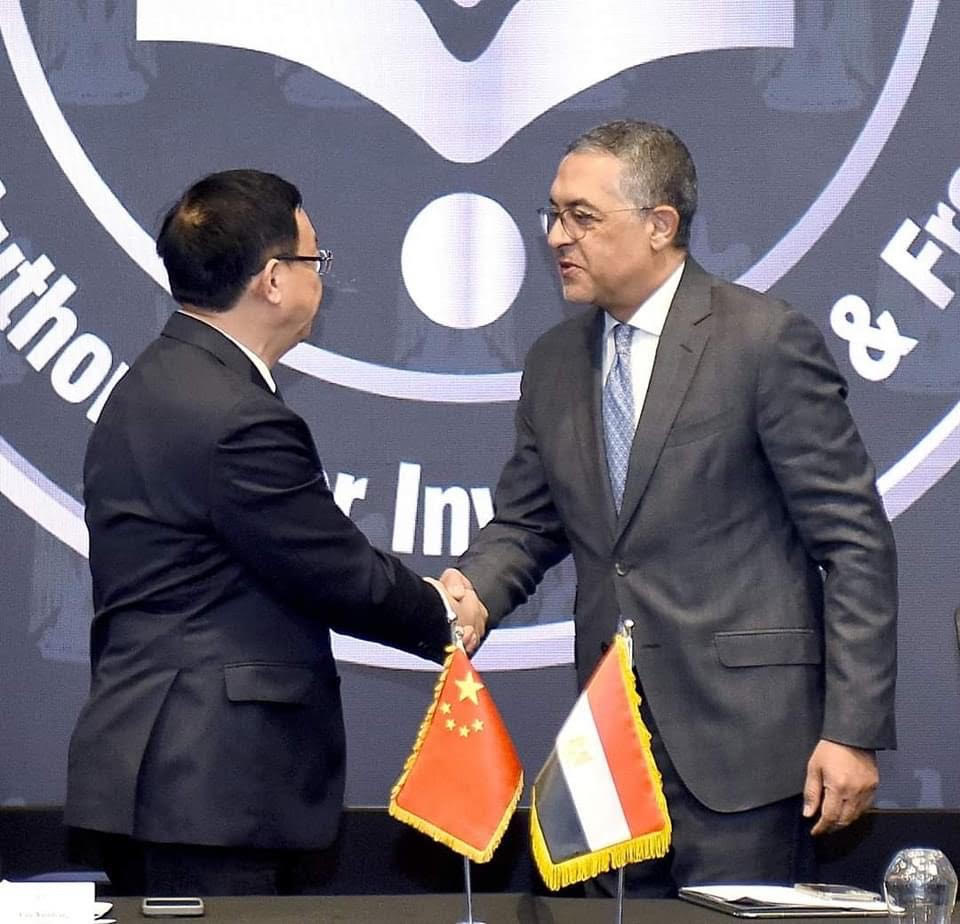 حسام هيبة يلتقى وفد المجلس الصيني للمنسوجات والملابس الجاهزة في إطار تعزيزالعلاقات المصرية الصينية